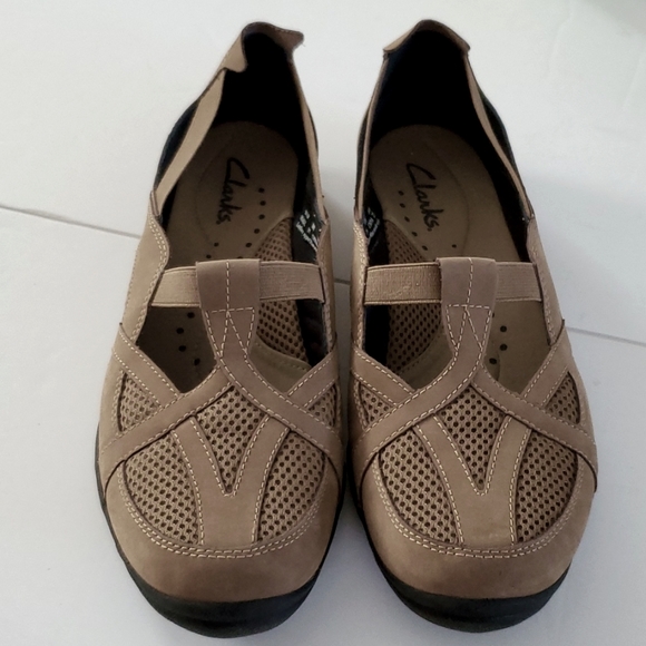 Clarks Shoes - Clarks Light Brown Leather Mesh Walking Shoes Size 10M NWOT'S